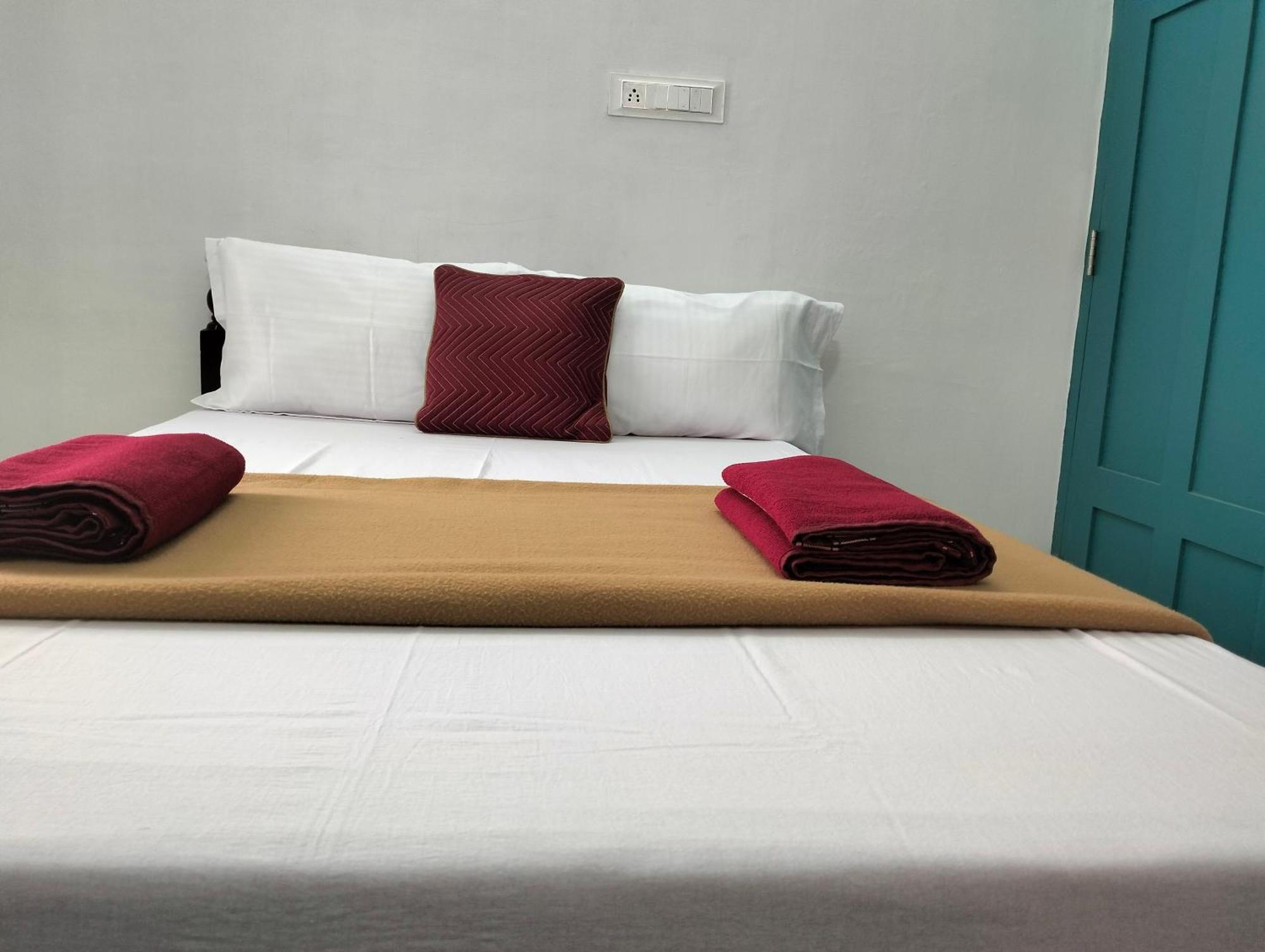 Guestland Homestay Kochi Exteriör bild
