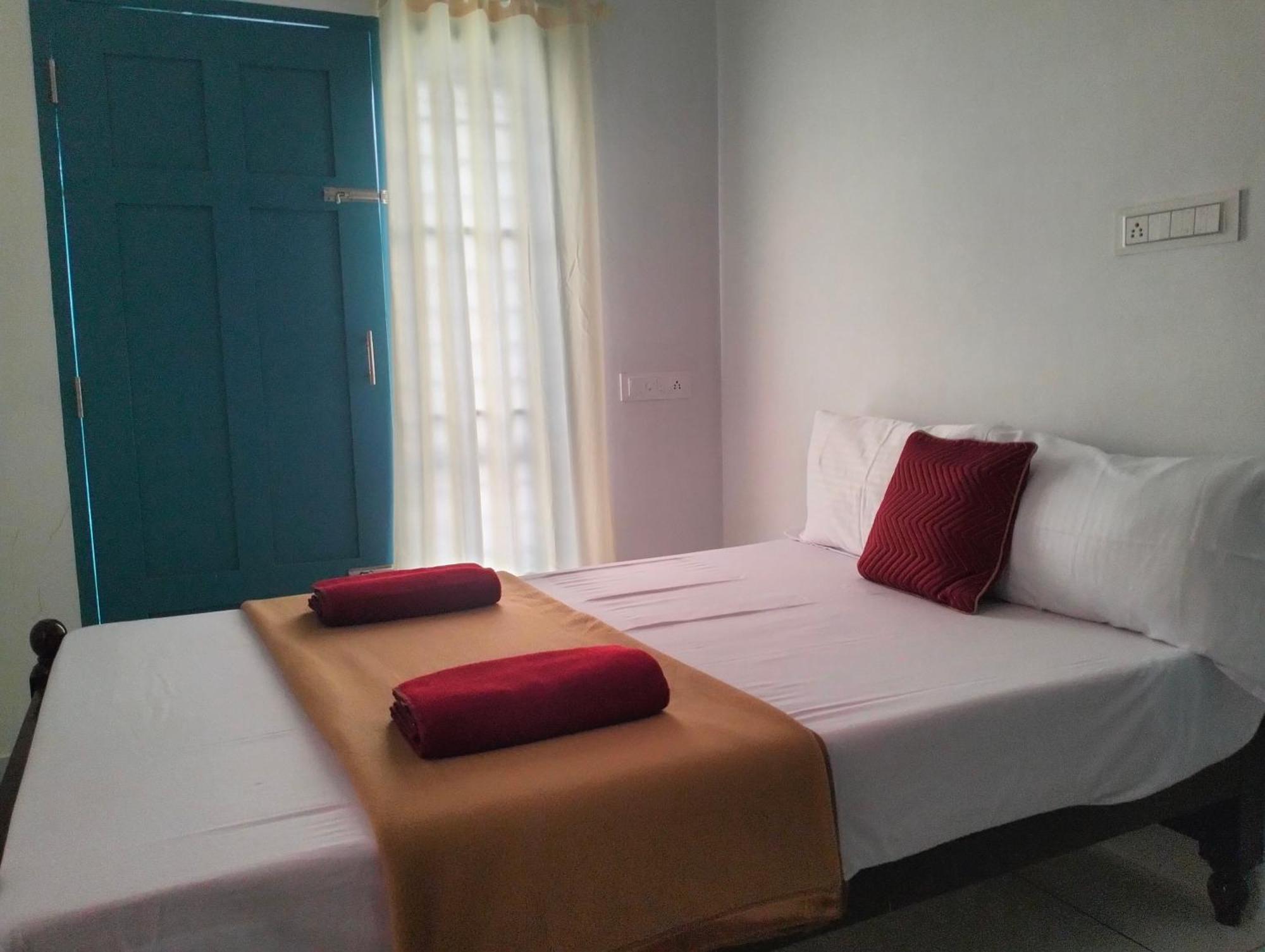 Guestland Homestay Kochi Exteriör bild