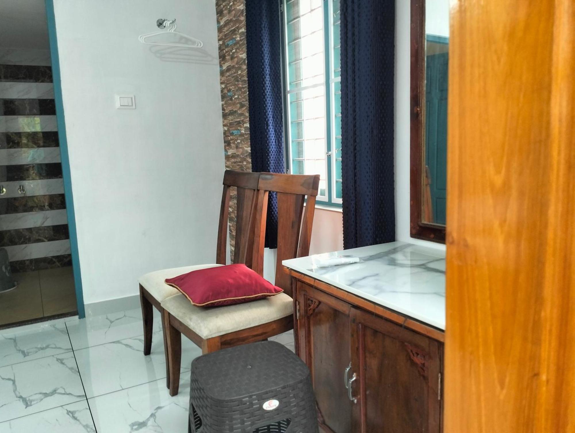 Guestland Homestay Kochi Exteriör bild