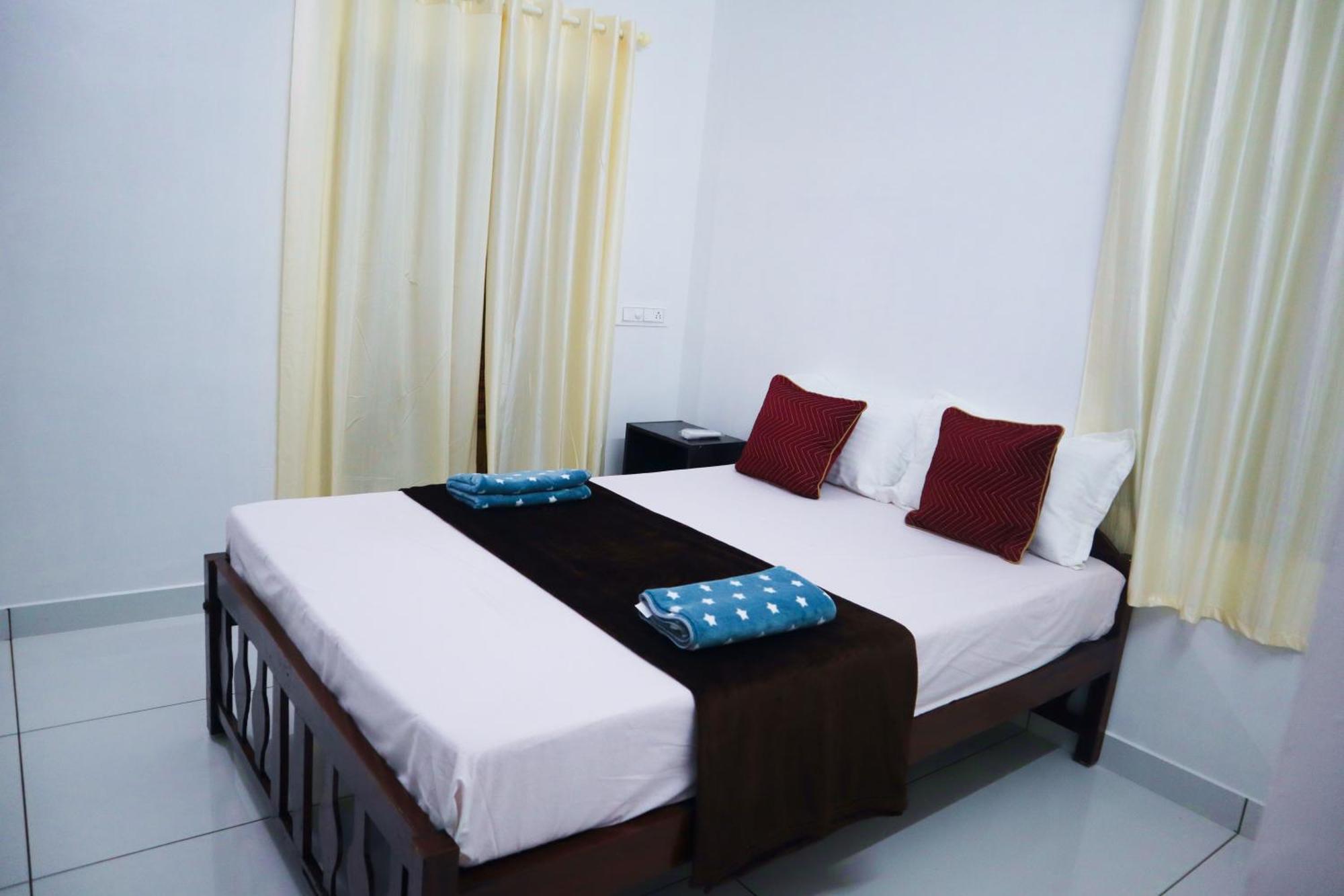 Guestland Homestay Kochi Exteriör bild